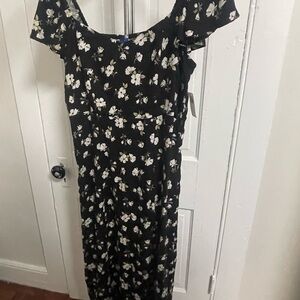 Old Navy Black and White Tie Front Off the Shoulder Sundress